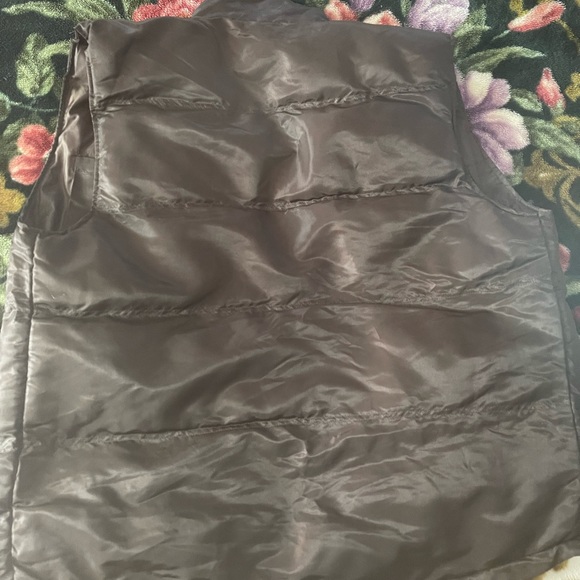 Mens GB Puffer Vest - Picture 2 of 6